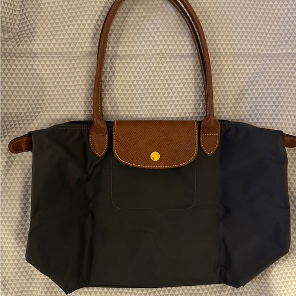 Long handle large nylon tote - Picture 7 of 10